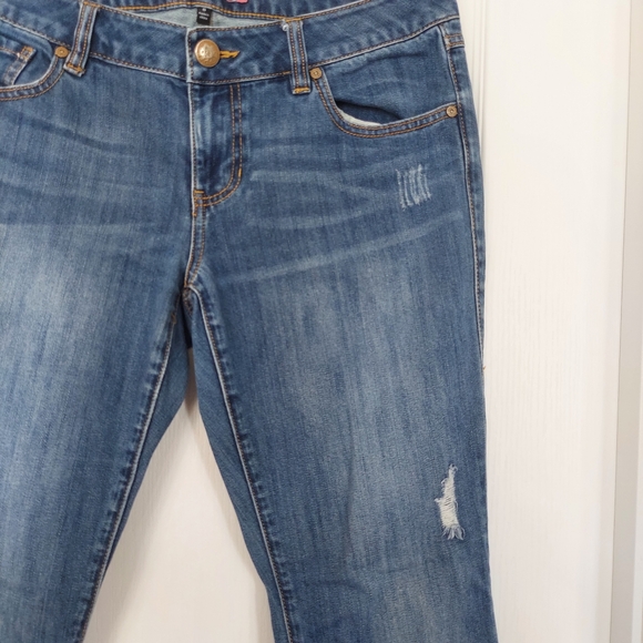 Cabi Slim Fit Boyfriend Jeans Size 8 - Picture 2 of 9